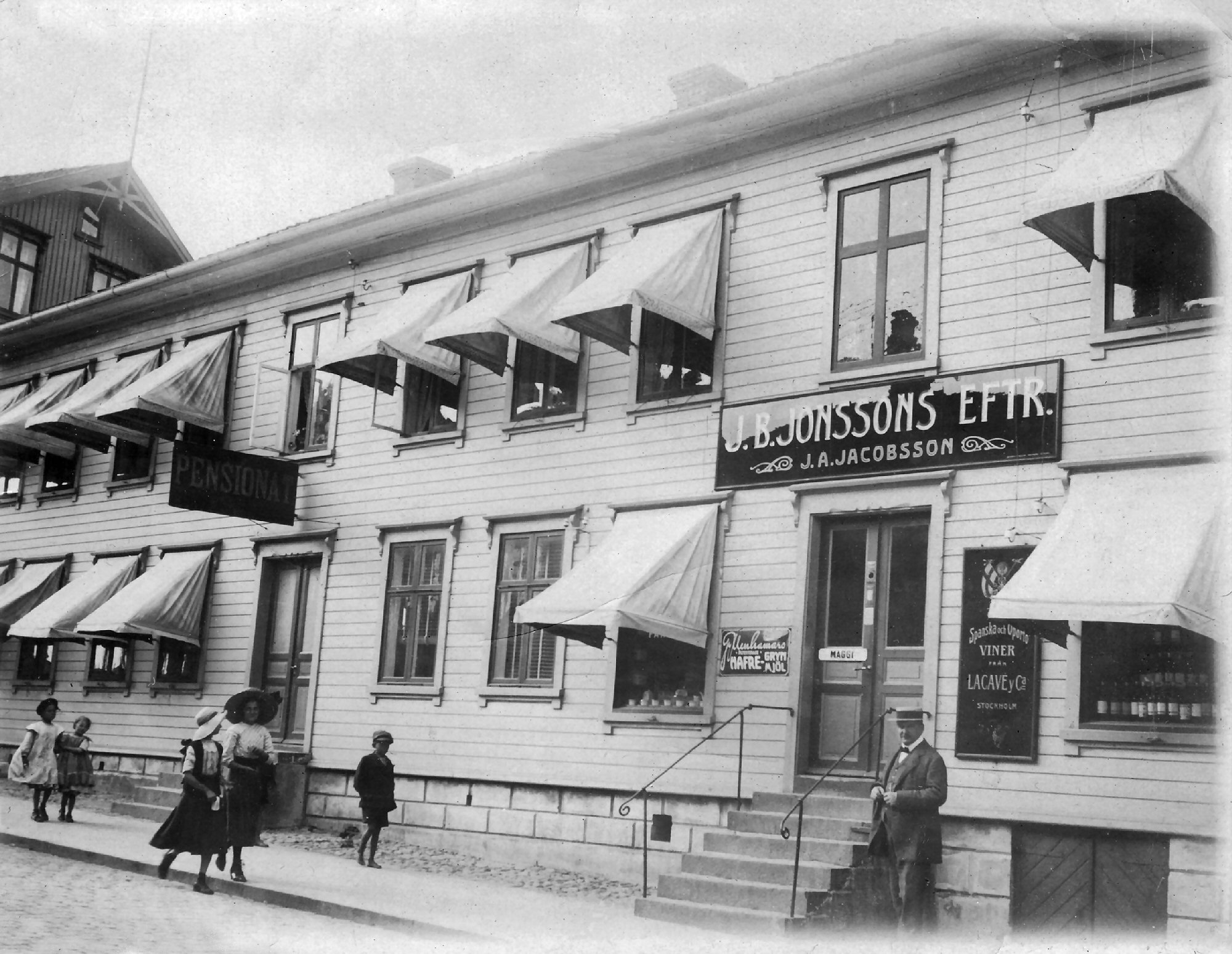 1913 Butiken under J.A. Jacobsson alltså J.B Jonssons efterträdare